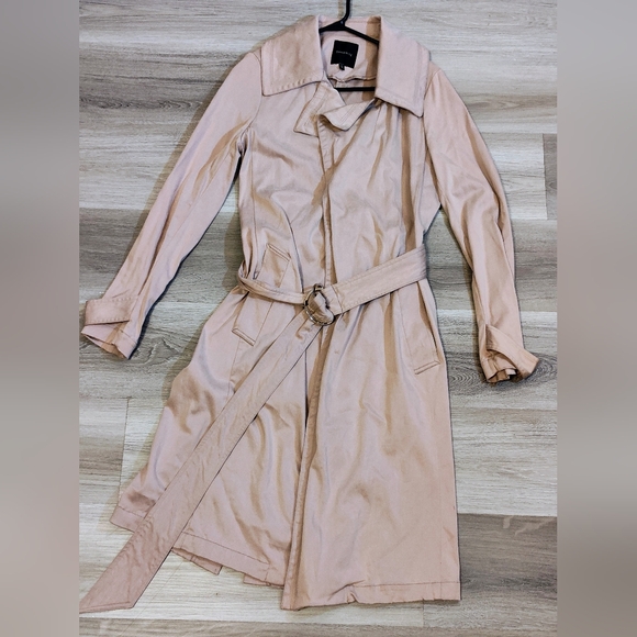 Dynamite Jackets & Blazers - Dynamite Long Trench Coat